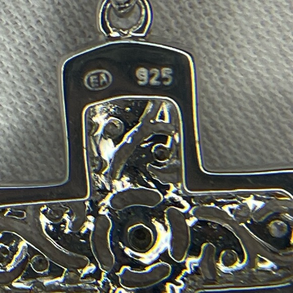 925 Sterling silver, EA Diamond Cross necklace - Picture 5 of 8